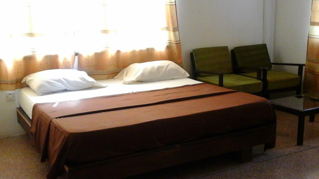 Eden Lodge Cape Coast Exterior foto