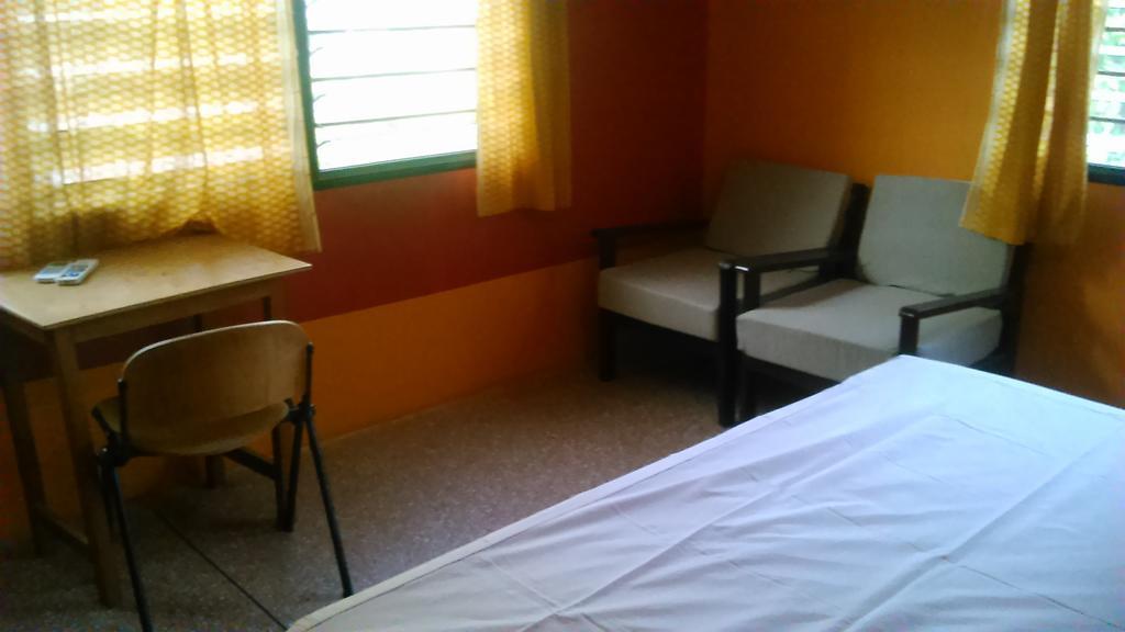 Eden Lodge Cape Coast Exterior foto