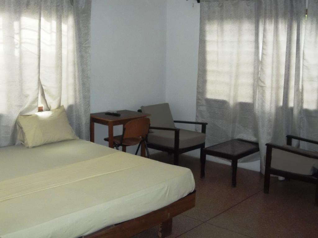 Eden Lodge Cape Coast Exterior foto