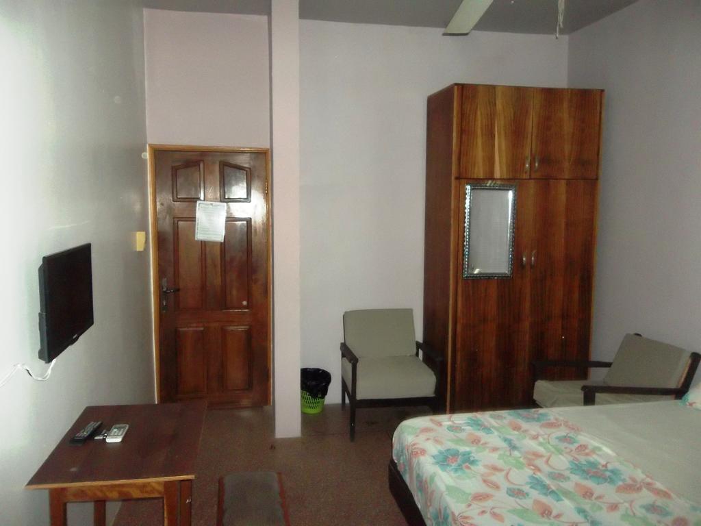 Eden Lodge Cape Coast Exterior foto
